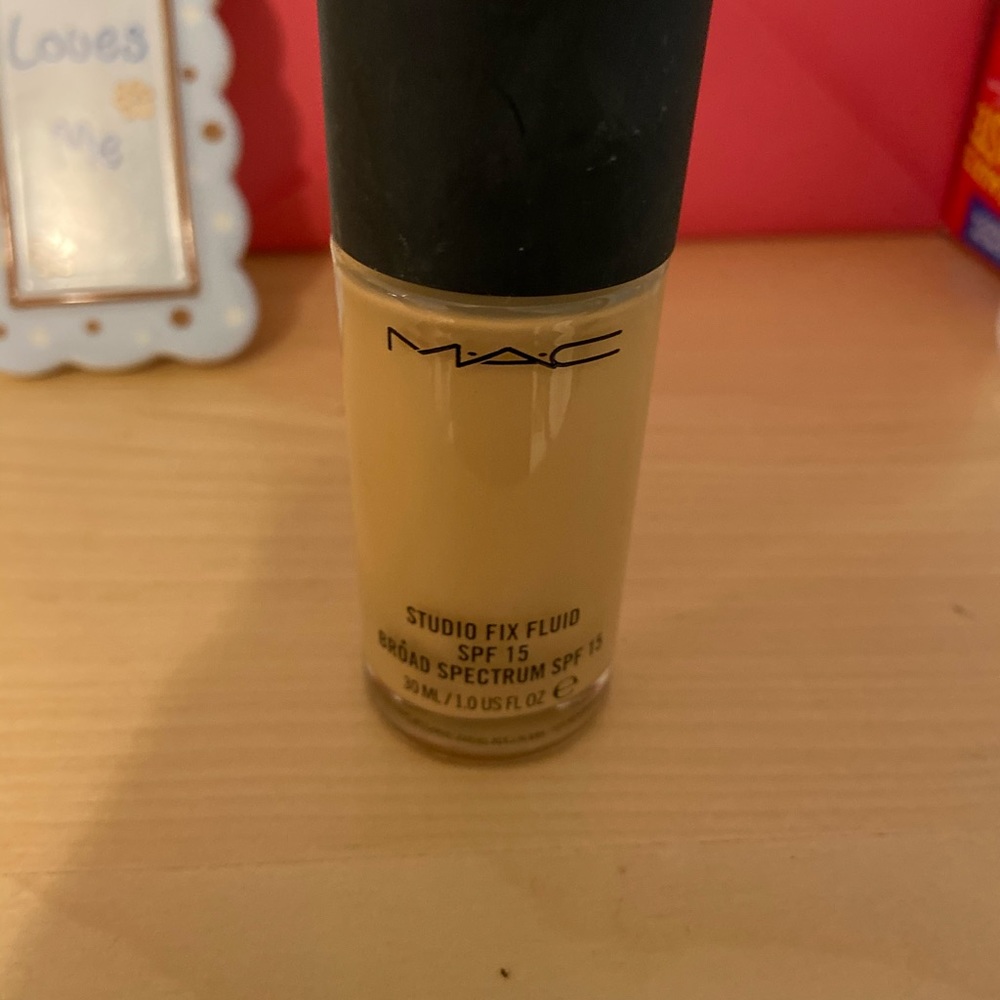 Mac studio fix fluid foundation shade NC 20